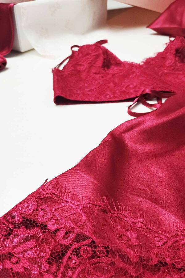 Bordo Saten 8 Li Gecelik Sabahlık Çeyiz Seti 6559 - 8