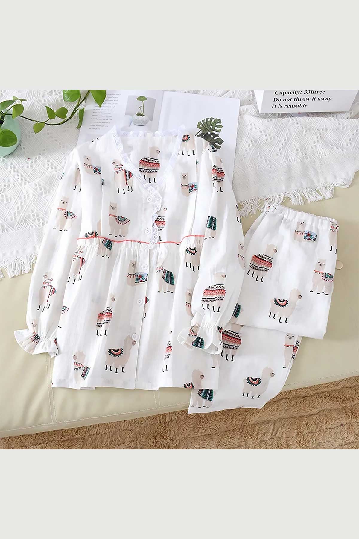 ÇeyizeDairHerşey - Ekru özel tasarım vintage önden düğmeli etnik desenli bayan pijama takımı 5844 (1)