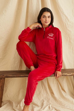 ÇeyizeDairHerşey - Red prencess kadife pijama takımı 6207