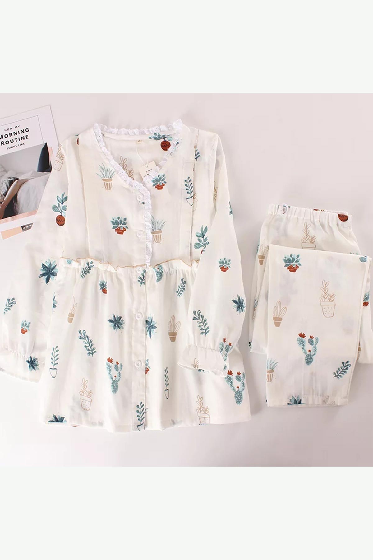 ÇeyizeDairHerşey - Ekru özel tasarım vintage önden düğmeli çiçek desenli bayan pijama takımı 5825
