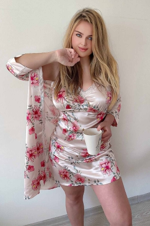 ÇeyizeDairHerşey - Somon çiçekli saten sabahlıklı şortlu 5 li özel tasarım pijama seti 5947